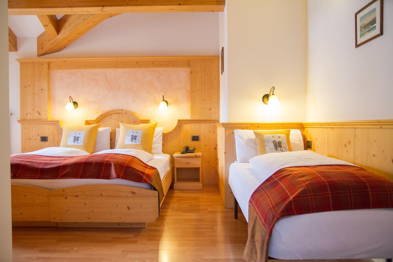 Hotel Genzianella 지아노 디 피엠메 외부 사진